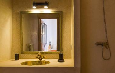 Jack's Apartments & Suites