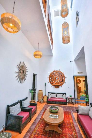 Luxury Riad Mounia