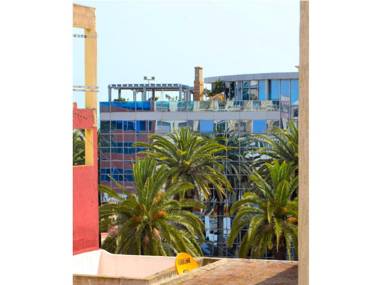 Appartement 400m plage 4eme étage