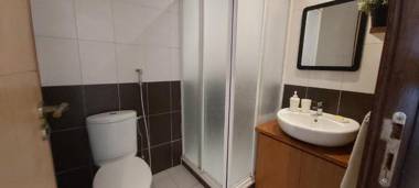 Charming Penthouse With 2 Suites Balcony and View