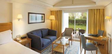 Amphitrite Beach Resort & Convention Centre