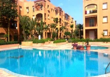 Nice seaside appartement with 4 swimming pools