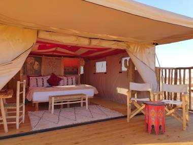Nkhila Lodge Agafay Desert Private Camp With 5 Luxury Tented Rooms