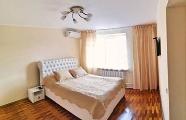 Nice apartment in center