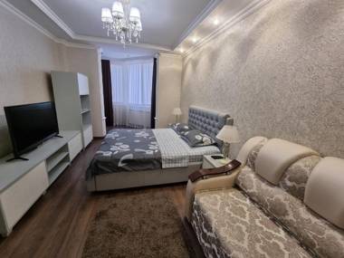 New Tourist and Business Apartments Ultra Center