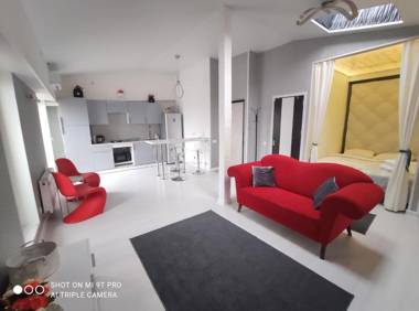 Studio delux on the centre