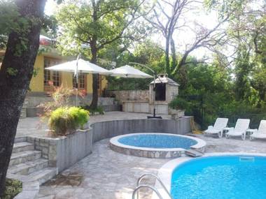 Poolside Apartments Miljan i Ranko