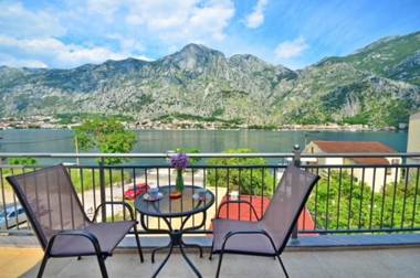 Nikola Lux apartments