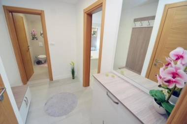 Nikola Lux apartments