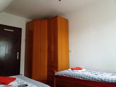 Rent a house - "Laki"