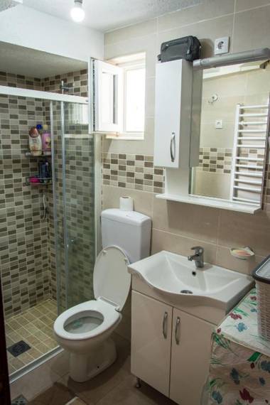 Bungalows and rooms Ivan