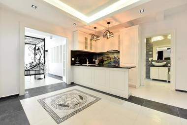 Barjaktar - Luxury Suites & SPA