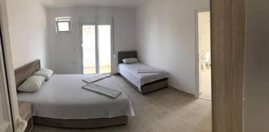 Ulcin Relax Apartments & Rooms