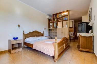 St. Lawrence Apartments With Sea View