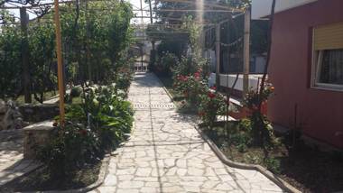 Stone Circle Apartments