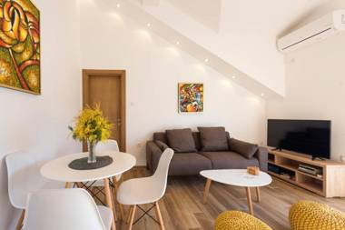 42° North Apartments