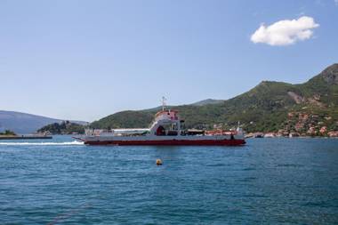 Romeo And Juliet Apartments