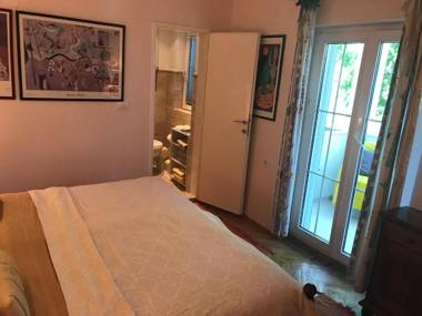 APARTMENT AMBLI HOUSE