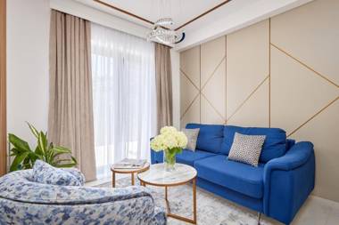 Moderna Luxury Apartments with HEATED pool