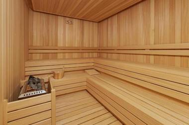 Bayview Hills Luxury Residences