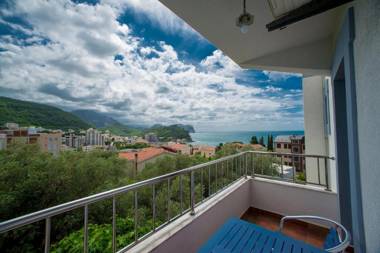 Medin Apartments BluVista