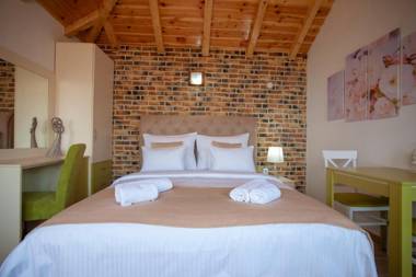 Harmonia Bungalows & Pool