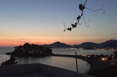 Sound of the Sea Apartment