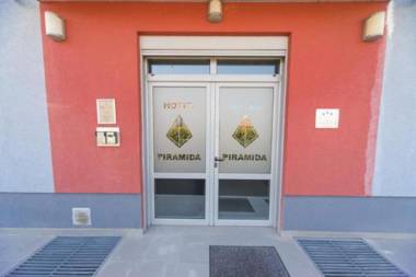 Hotel Piramida