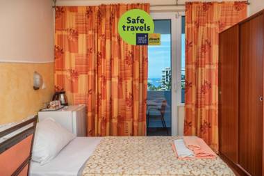 Apartments Pod Lozom with Seaview