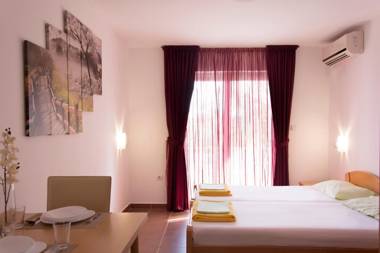 Apartments Đurović