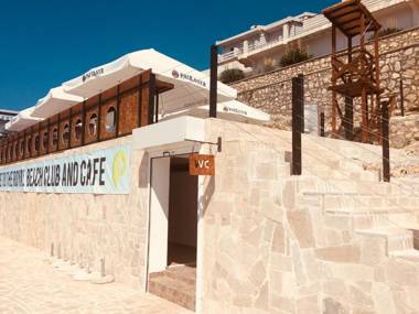 Sveti Luka Apartments