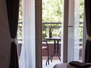 Apartments Gvozdenovic