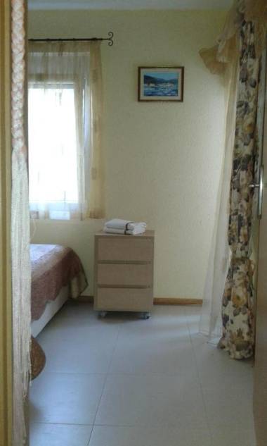 Nice flat with good internet and parking nearby