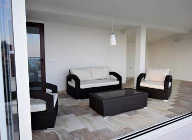 Green Villa in Olives