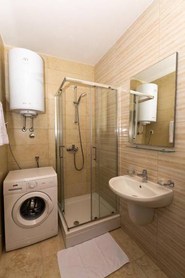 Becici Akacia Apartments