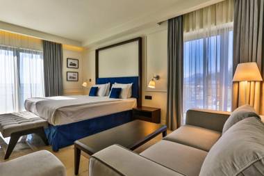 Hotel California by Aycon