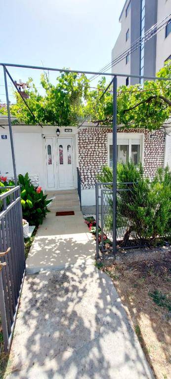 Apartments Radulovic