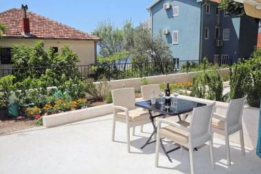 Apartments Boka Blue Dobrota Kotor