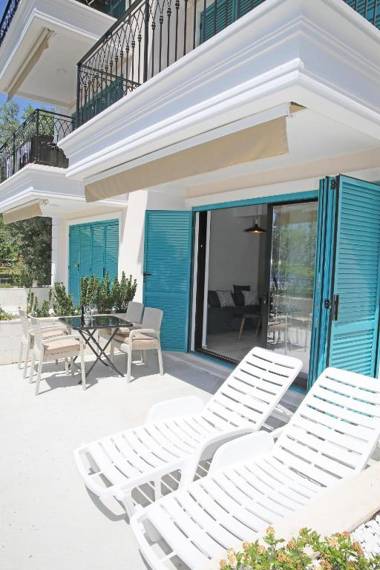 Apartments Boka Blue Dobrota Kotor
