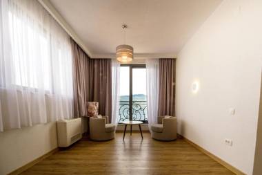 Beachfront villa Pearl of Adria