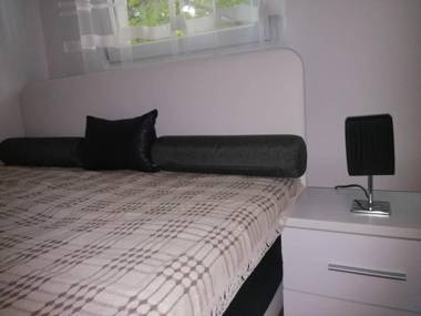 Yellow apartment central Podgorica