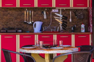 Villa Sea-N-Sun 7 bedrooms & Pool nearby Portonovi Marina.