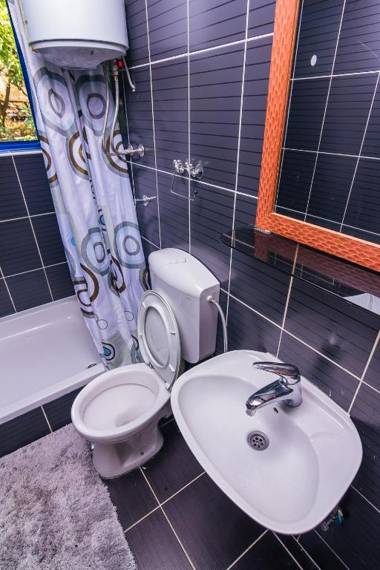 Villa Sea-N-Sun 7 bedrooms & Pool nearby Portonovi Marina.