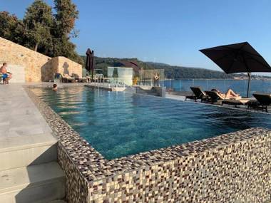 Lux Apartments Pinctada