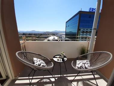 Wonderful Apartment near Delta City Mall