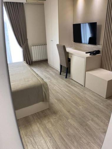 Garni Hotel Holiday