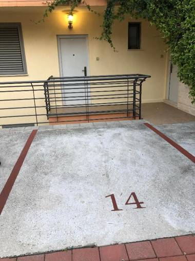 Sea view Two bedroom Family Apartment with pool - Sunset Ivanovići