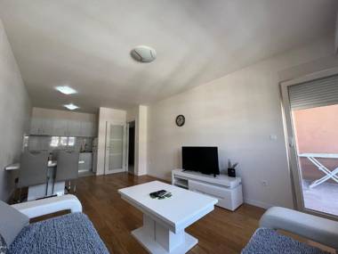 Apartment 79•Central Point