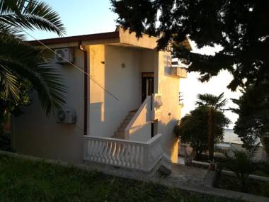 Seaview Bosco Apartment