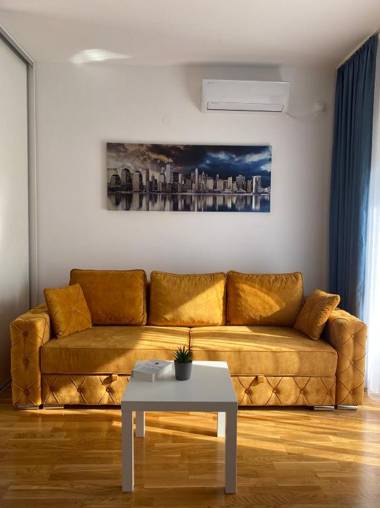 Comfort studio with sea view and swimming pool